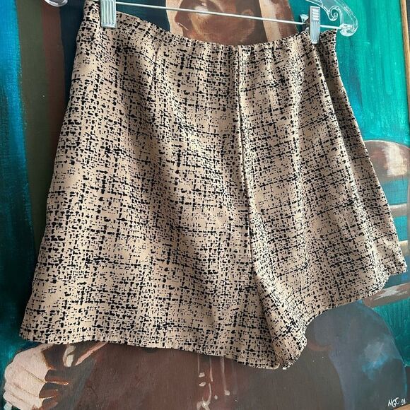 SHEIN Black and Tan Textured Skort Set L - Picture 4 of 16